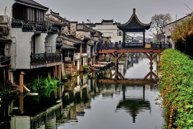 阜阳市城乡建设局建设工程质量监督站颍州分站站长王健接受监察调查